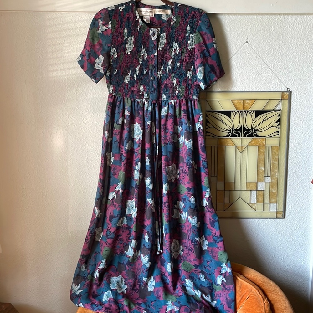 Vintage Karin Stevens polyester floral smocked midi button dress